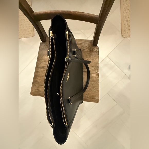 Kate Spade Tote - Picture 3 of 3